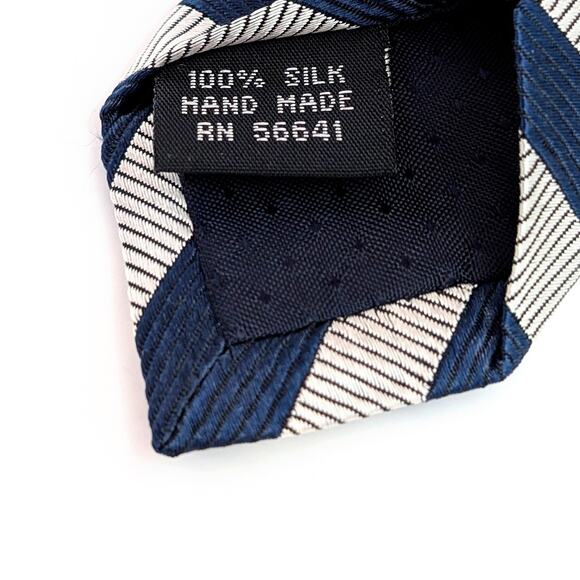 Vintage Hathaway Silk Repp Tie Striped Navy Blue Silver 80s Traditional Preppy - Picture 6 of 8